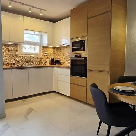 Apartamento Peaceful With Pool & Terrace *